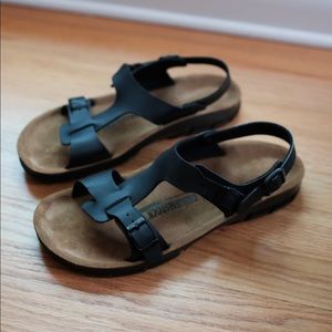 *BRAND NEW* BIRKENSTOCK Saragossa Sandals